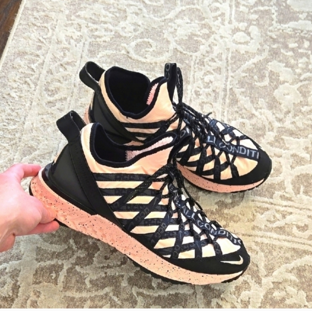 Men Nike Pink Black Shoes Size 11